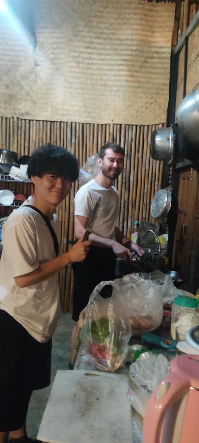 Topp Paiway Hostel Buitenkant foto